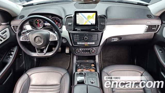 Mercedes-Benz GLE-Class 2018 — photo 7