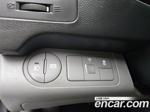 Hyundai Starex 2021 — photo 14