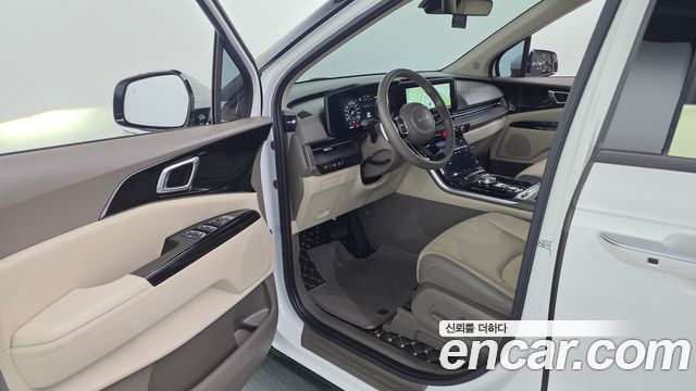 Kia Canival 2023 — photo 13