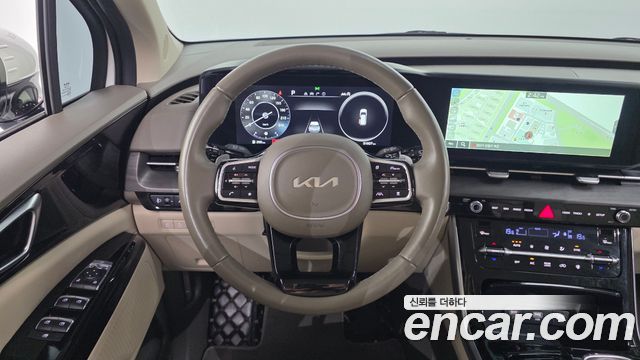 Kia Canival 2023 — photo 20