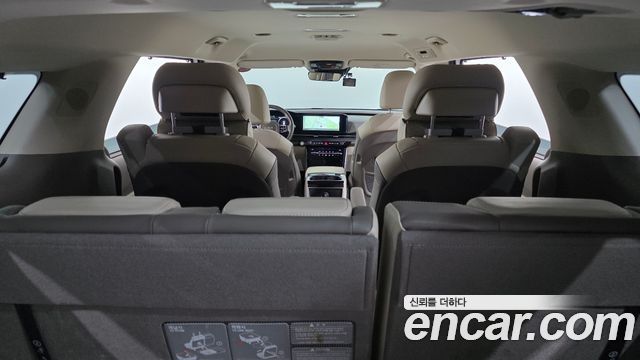 Kia Canival 2023 — photo 25