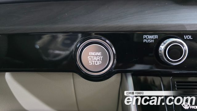 Kia Canival 2023 — photo 29