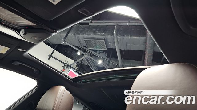 BMW 5-Series 2018 — photo 24