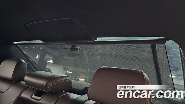 BMW 5-Series 2018 — photo 34