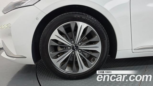 Kia K8 2022 — photo 5