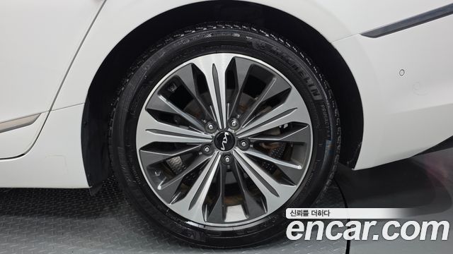 Kia K8 2022 — photo 7