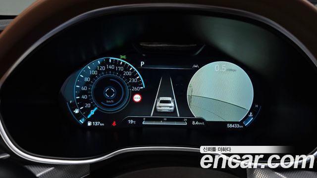Genesis G80 2022 — photo 11