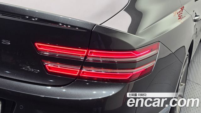 Genesis G80 2022 — photo 9