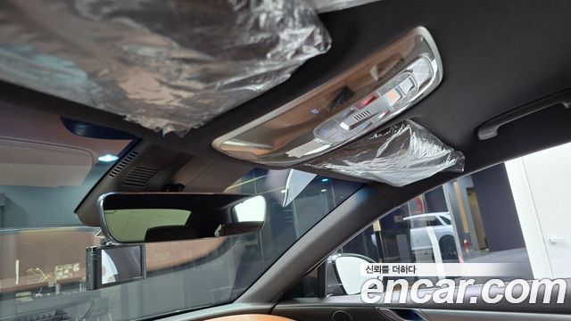 Genesis G80 2022 — photo 32