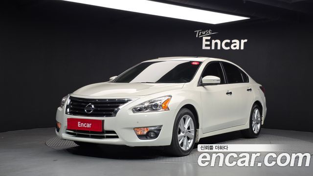 Nissan Altima 2015 — photo 1