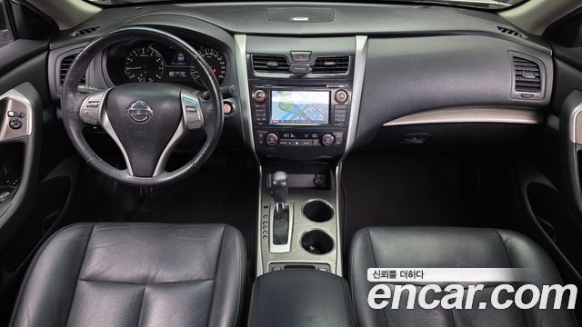 Nissan Altima 2015 — photo 7
