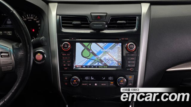 Nissan Altima 2015 — photo 14