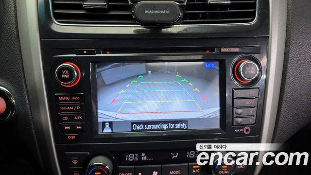 Nissan Altima 2015 — photo 15