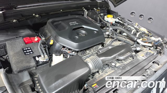 Jeep Wrangler 2021 — photo 6