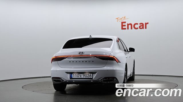 Hyundai Grandeur 2023 — photo 4