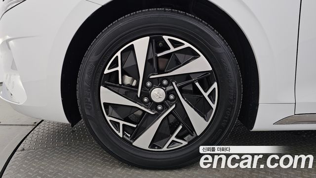 Hyundai Grandeur 2023 — photo 5