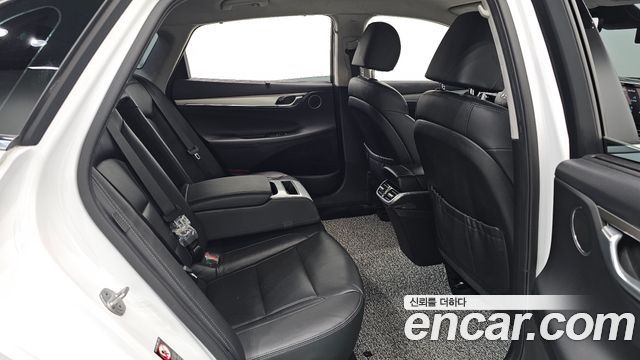 Hyundai Grandeur 2023 — photo 18