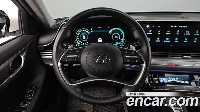 Hyundai Grandeur 2023 — photo 19