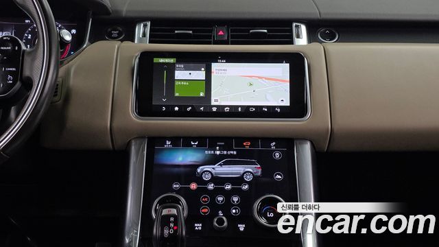 Land Rover Range Rover Sport 2018 — photo 18