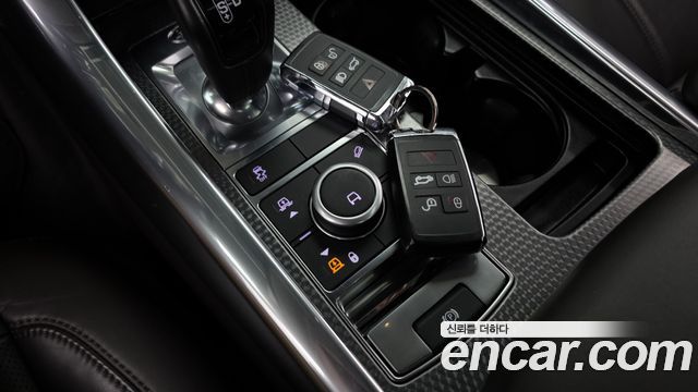 Land Rover Range Rover Sport 2018 — photo 26