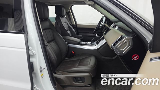 Land Rover Range Rover Sport 2018 — photo 16