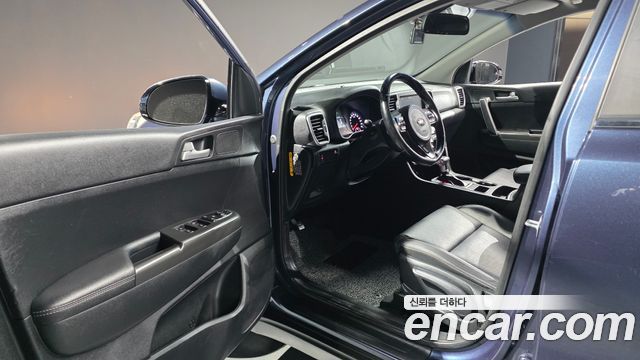 Kia Sportage 2018 — photo 10