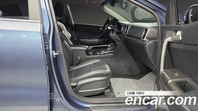 Kia Sportage 2018 — photo 11