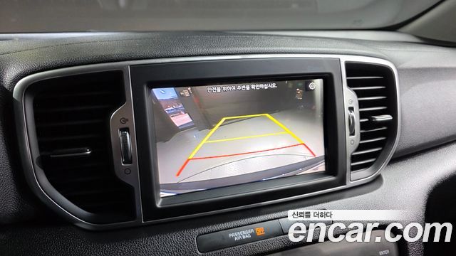 Kia Sportage 2018 — photo 17