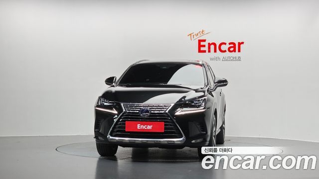 Lexus NX 2021 — photo 3
