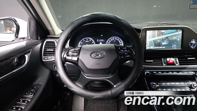 Hyundai Grandeur 2019 — photo 19