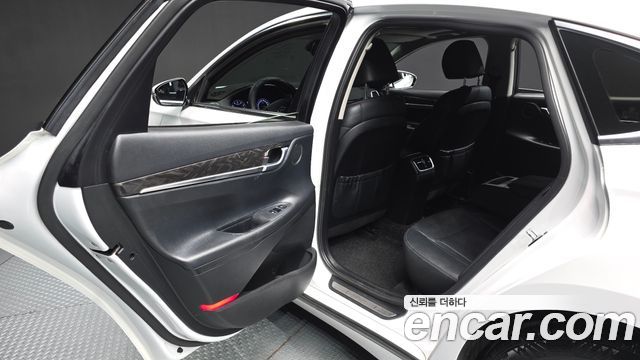 Hyundai Grandeur 2019 — photo 16