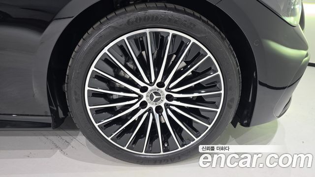 Mercedes-Benz CLE-Class 2026 — photo 5