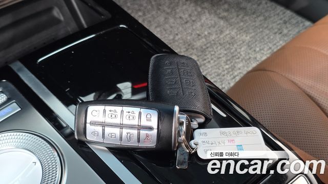 Genesis G80 2021 — photo 23