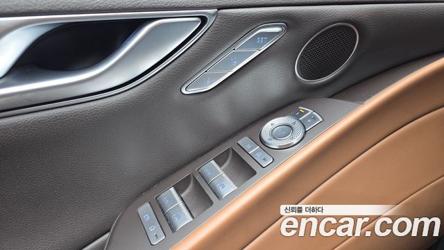 Genesis G80 2021 — photo 30