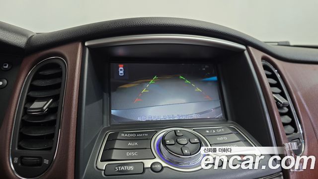 Infiniti QX50 2017 — photo 14
