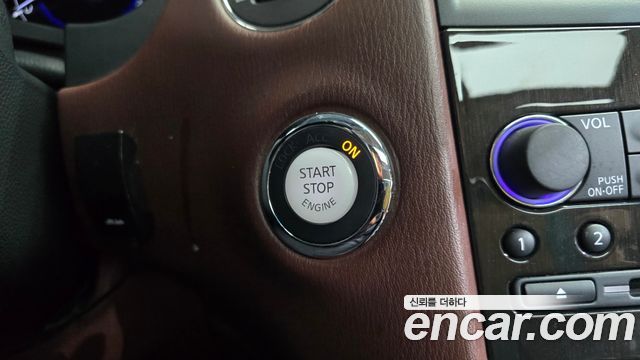 Infiniti QX50 2017 — photo 18