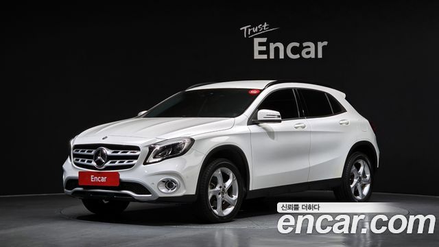 Mercedes-Benz GLA-Class 2019 — photo 1