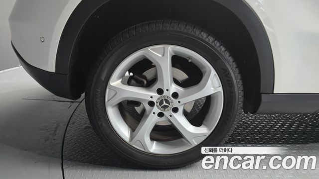 Mercedes-Benz GLA-Class 2019 — photo 5