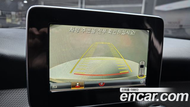 Mercedes-Benz GLA-Class 2019 — photo 21