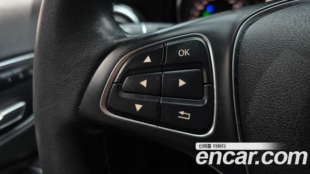 Mercedes-Benz GLA-Class 2019 — photo 24