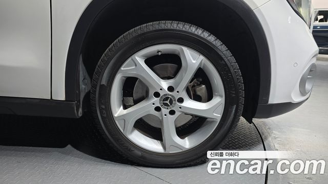 Mercedes-Benz GLA-Class 2019 — photo 7