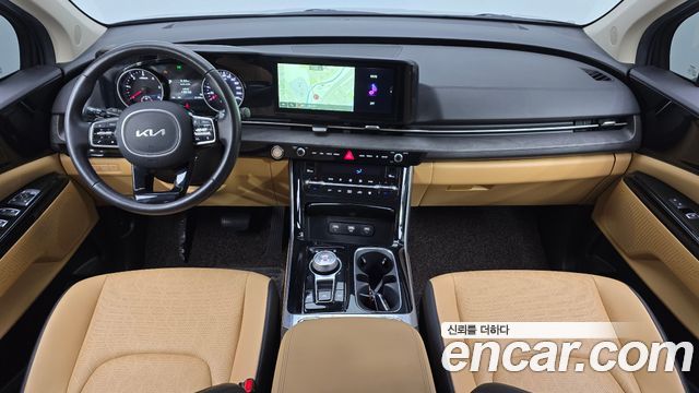 Kia Canival 2023 — photo 7