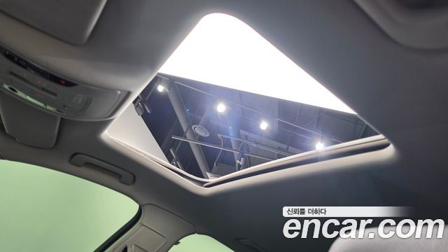 Audi A6 2012 — photo 18