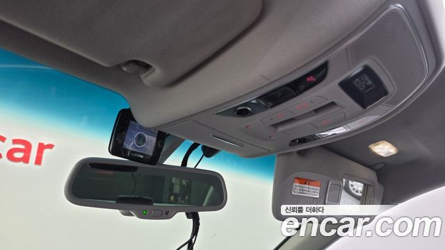 Audi A6 2012 — photo 19