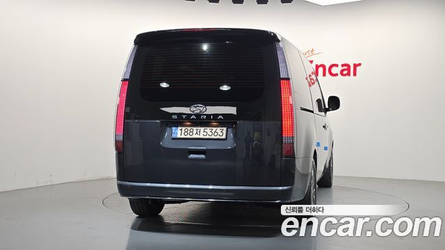 Hyundai Staria 2022 — photo 4