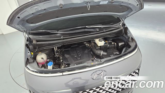 Hyundai Staria 2022 — photo 6