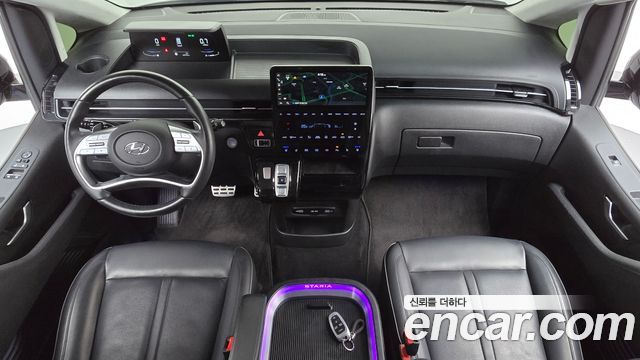 Hyundai Staria 2022 — photo 10