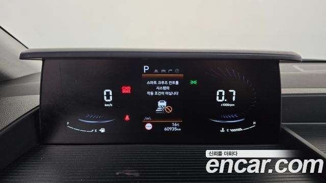 Hyundai Staria 2022 — photo 11