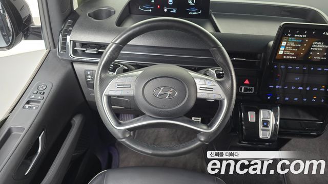 Hyundai Staria 2022 — photo 19