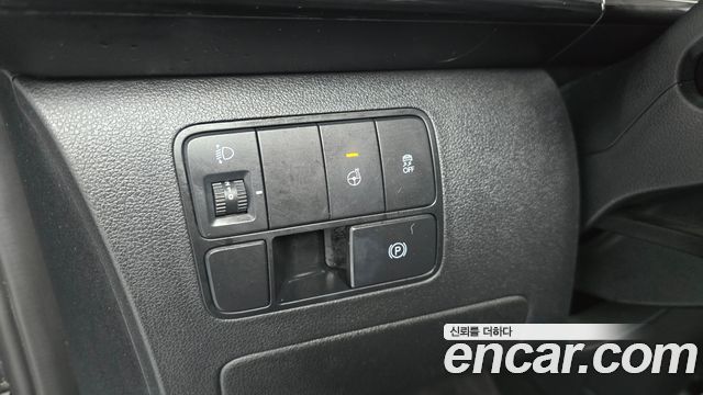 Hyundai Staria 2022 — photo 26
